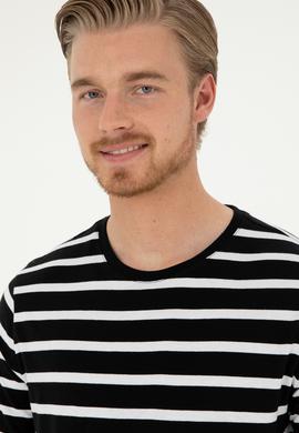 Erkek Regular Fit Bisiklet Yaka Siyah Tişört - 50287043016