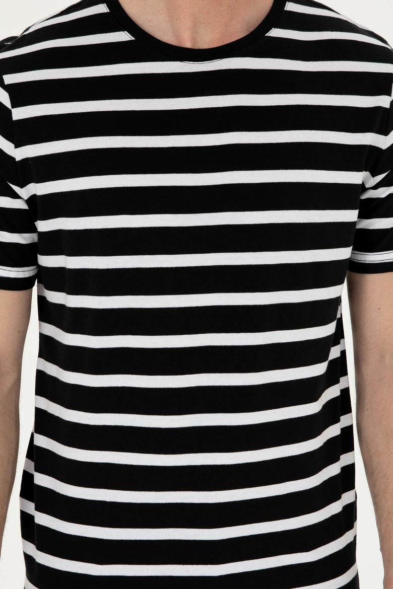 Erkek Regular Fit Bisiklet Yaka Siyah Tişört - 50287043016