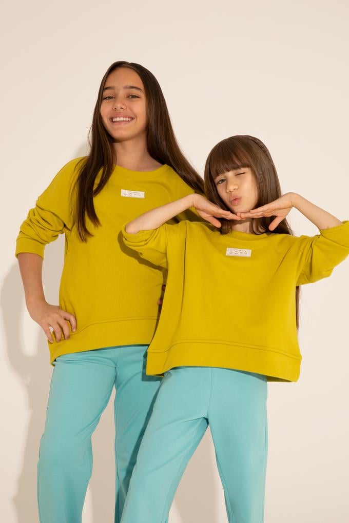 Kız Çocuk Fıstık Yeşili Basic Bisiklet Yaka Sweatshirt