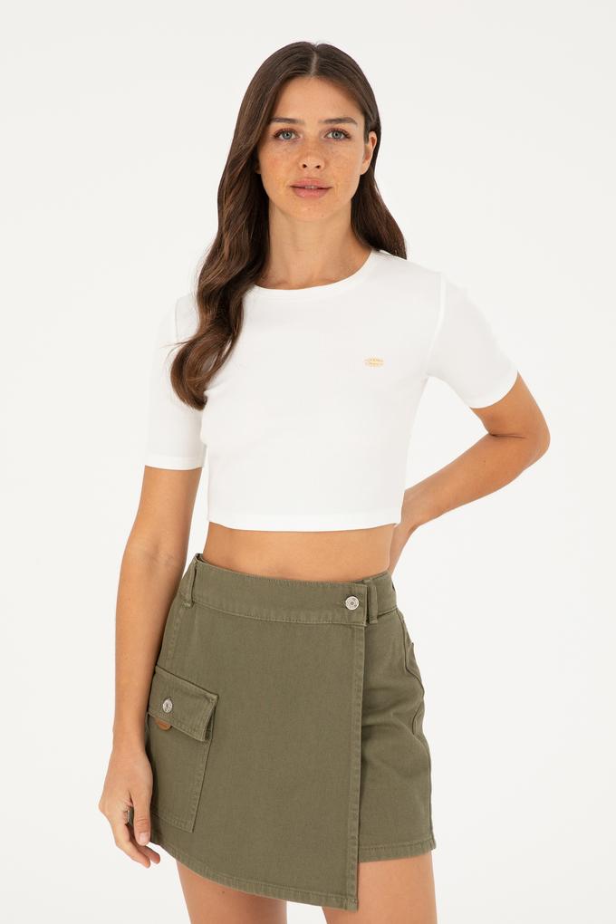 Kadın Ekru Bisiklet Yaka Crop Tişört