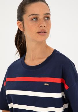 Kadın Lacivert Bisiklet Yaka Tişört - 50286110022