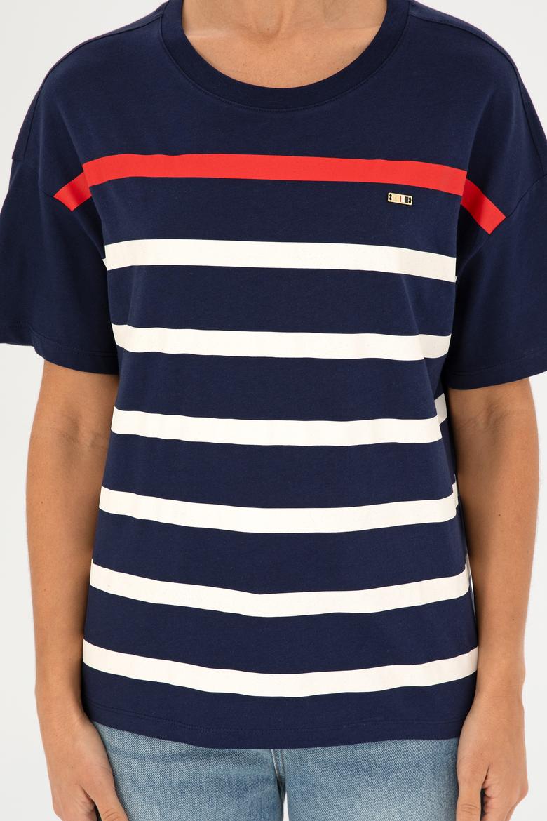 Kadın Lacivert Bisiklet Yaka Tişört - 50286110022