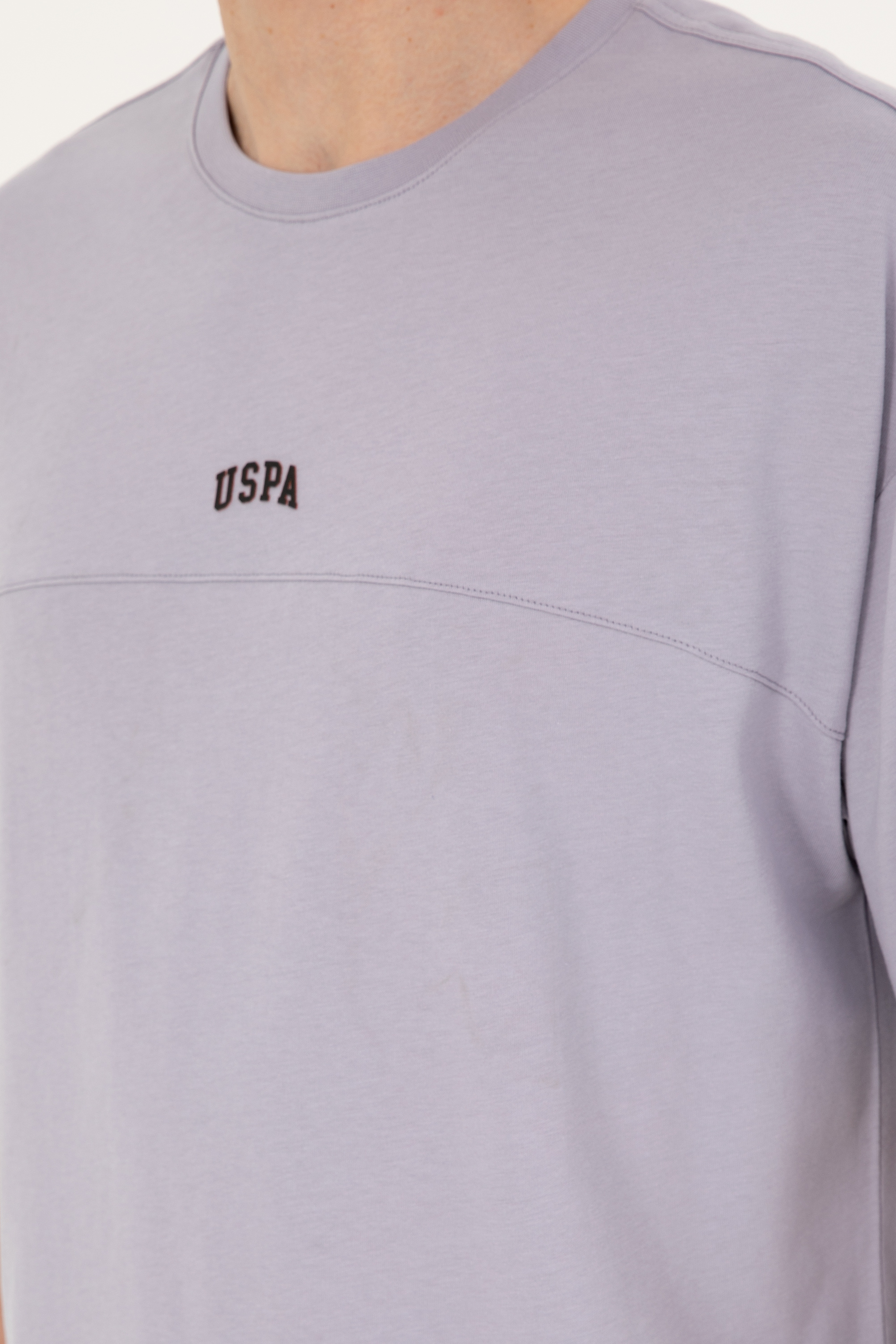 Erkek Comfort Fit Bisiklet Yaka Gri Tişört