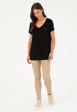 Kadın Siyah V Yaka Basic Tişört - 50280019008