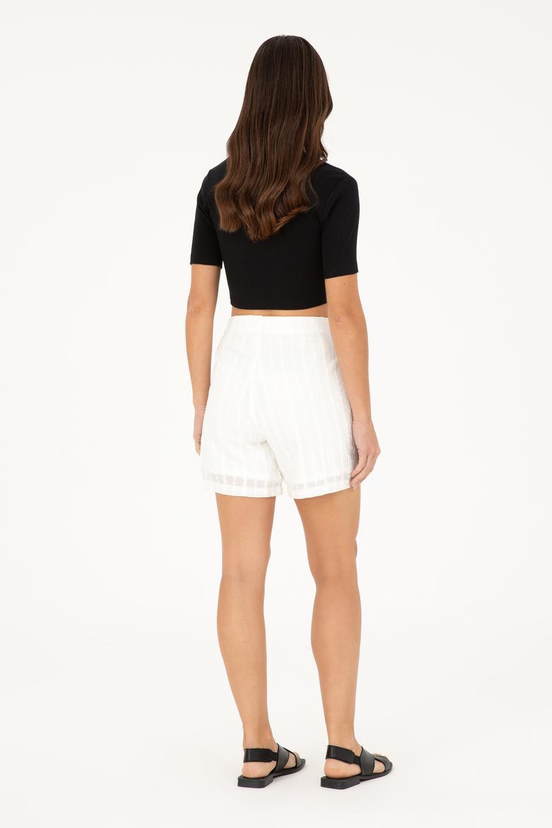 Kadın Ekru Dokuma Şort - 50282569004