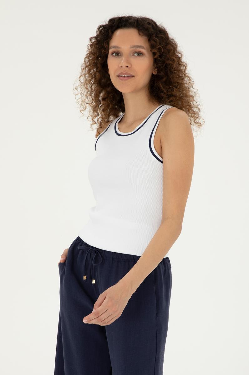 Kadın Beyaz Tişört