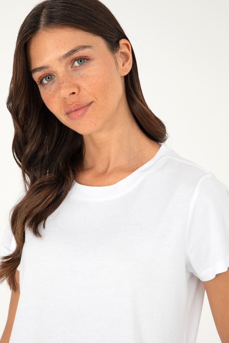 Kadın Beyaz Bisiklet Yaka Basic Tişört - 50296152028