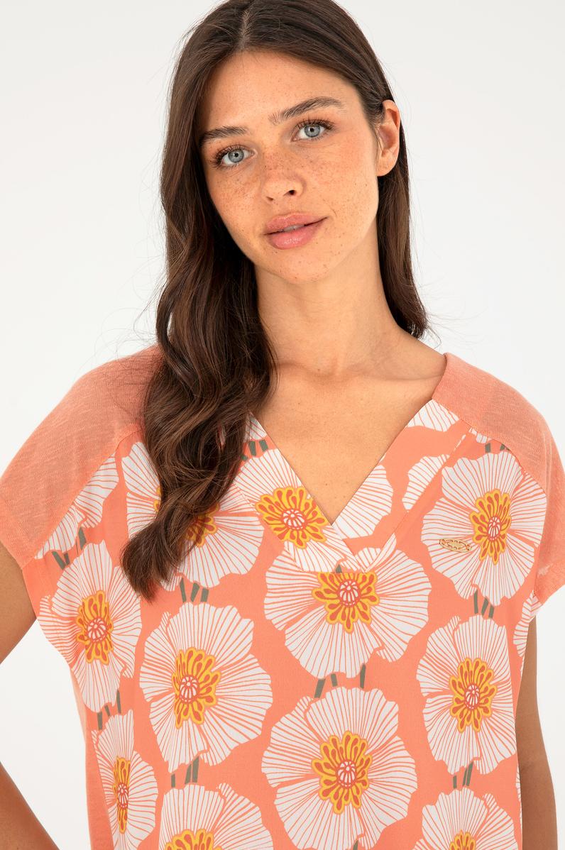 Kadın Somon Desenli V Yaka Tişört