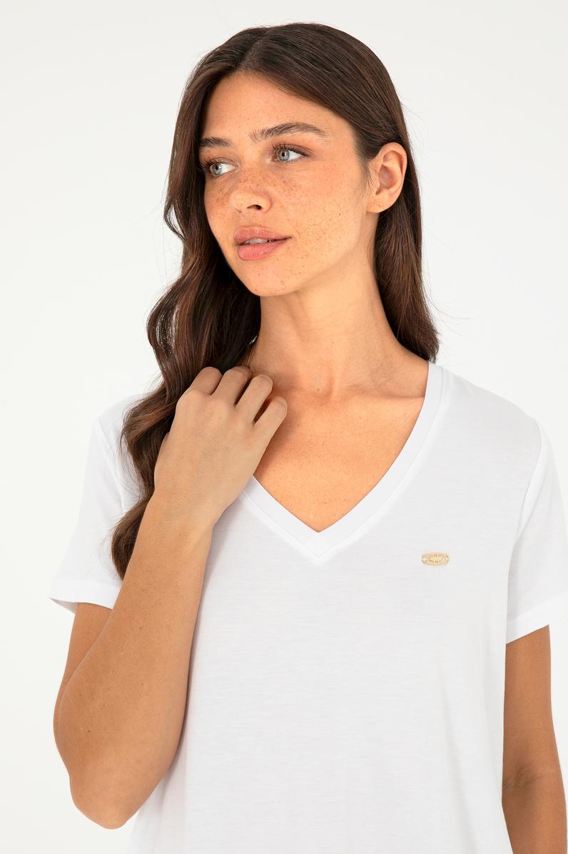 Kadın Beyaz V Yaka Basic Tişört