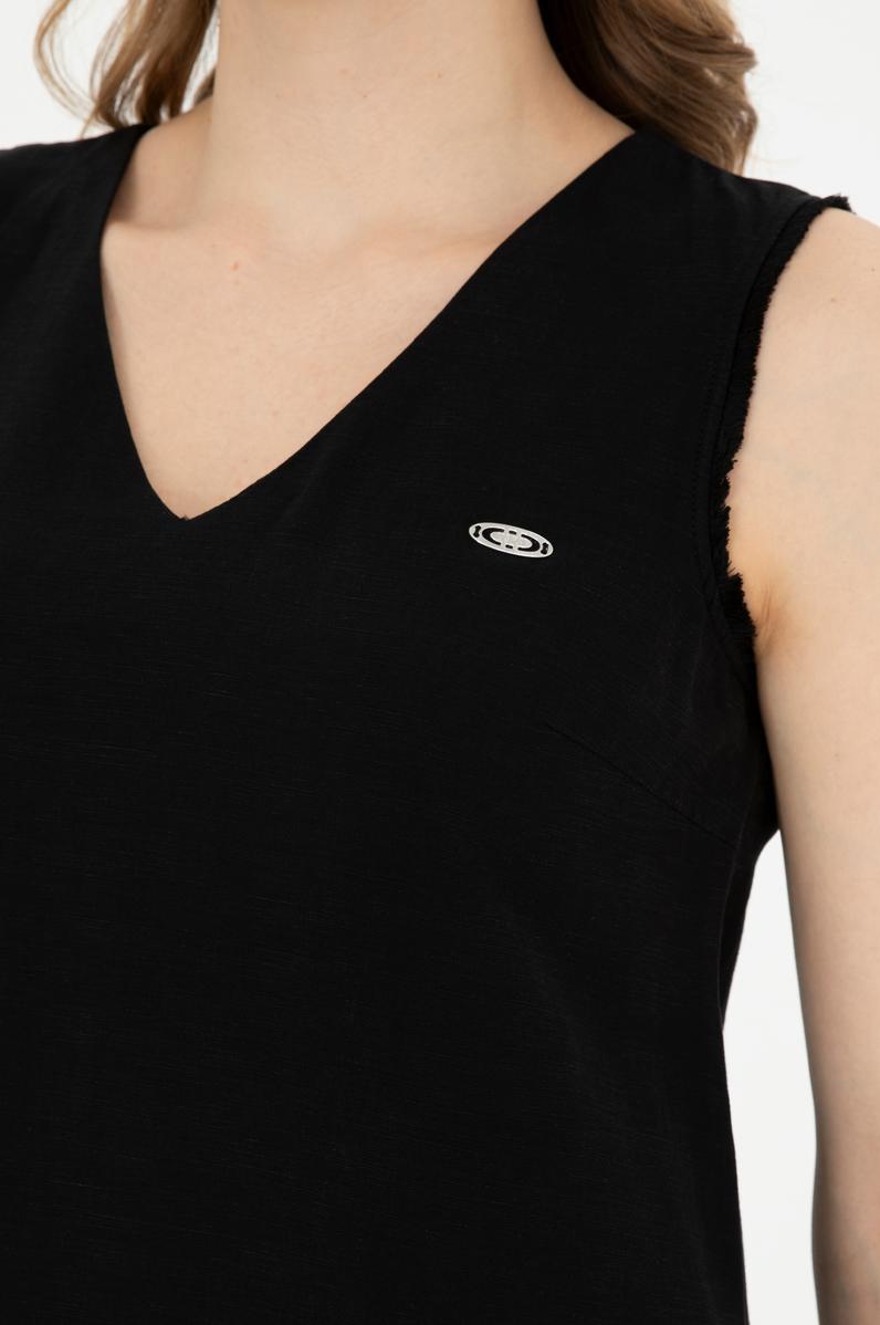 Kadın Siyah Bisiklet Yaka Dokuma Elbise