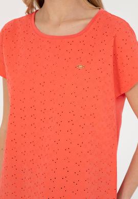 Kadın Nar Çiçeği Bisiklet Yaka Tişört - 50281803011