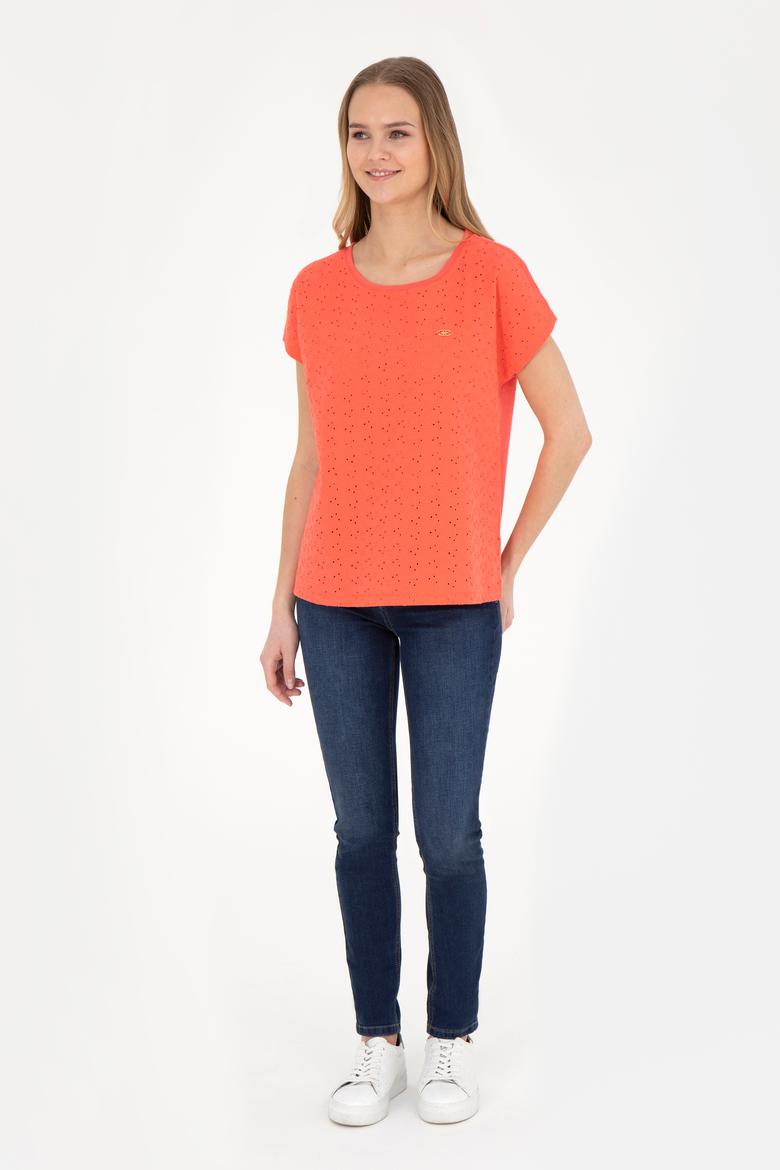 Kadın Nar Çiçeği Bisiklet Yaka Tişört - 50281803011