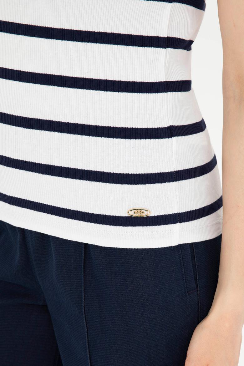 Kadın Beyaz Kolsuz Bisiklet Yaka Tişört - 50281783004