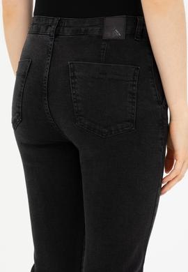 Kadın Siyah Skinny Flare Cropped Fit Jean Pantolon - 50282739007