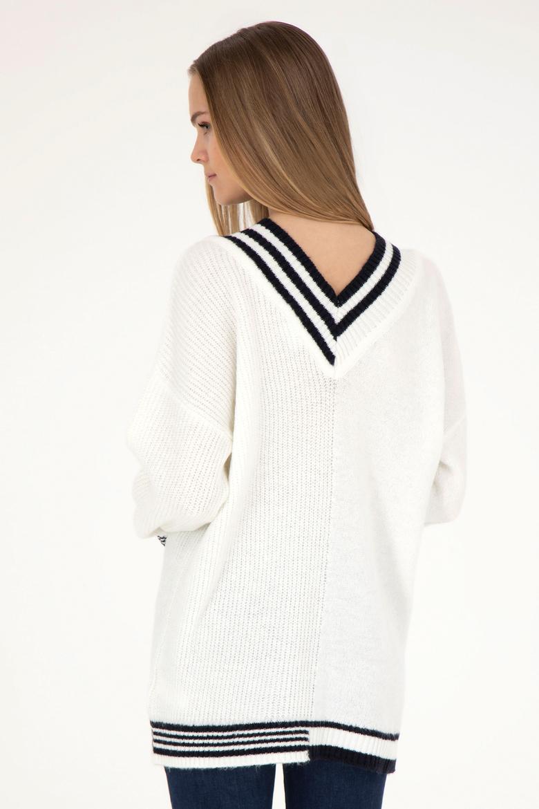 Kadın Krem V Yaka Kazak - 50269504013