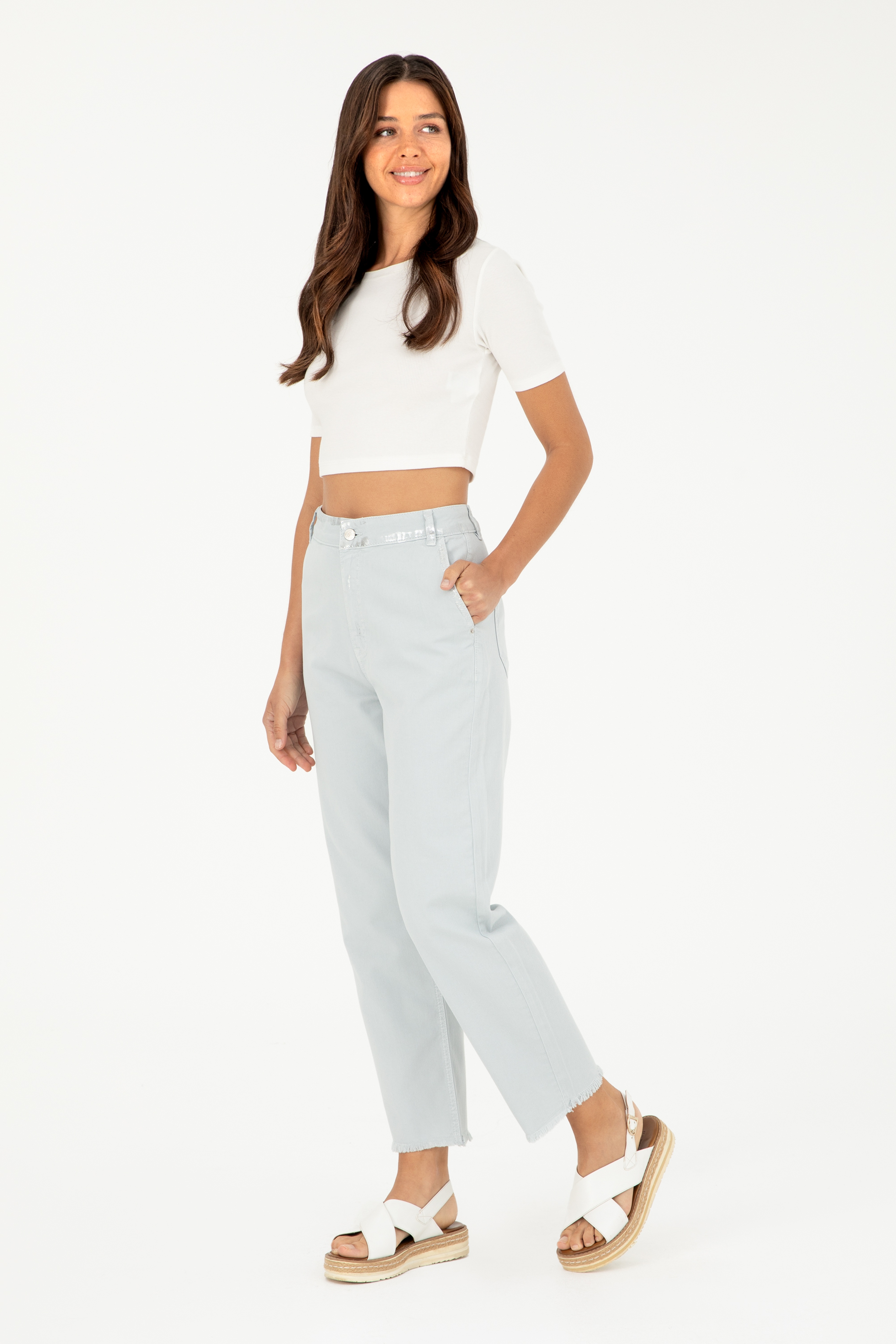 Kadın Açık Mavi Loose Cropped Fit Jean Pantolon - Image 3