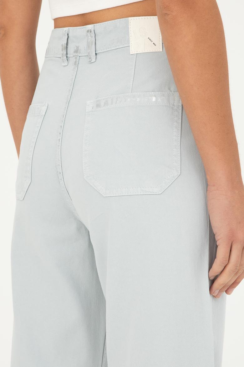 Kadın Açık Mavi Loose Cropped Fit Jean Pantolon - 50282743006