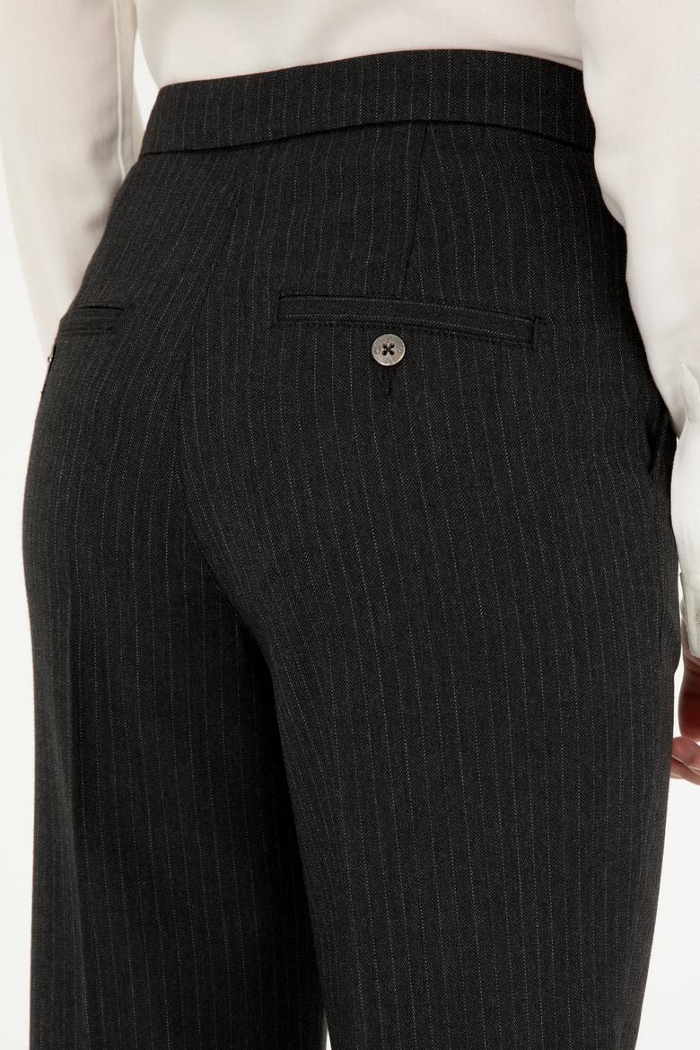 Kadın Antrasit Çizgili Slim Flare Fit Kanvas Pantolon - 50298552010