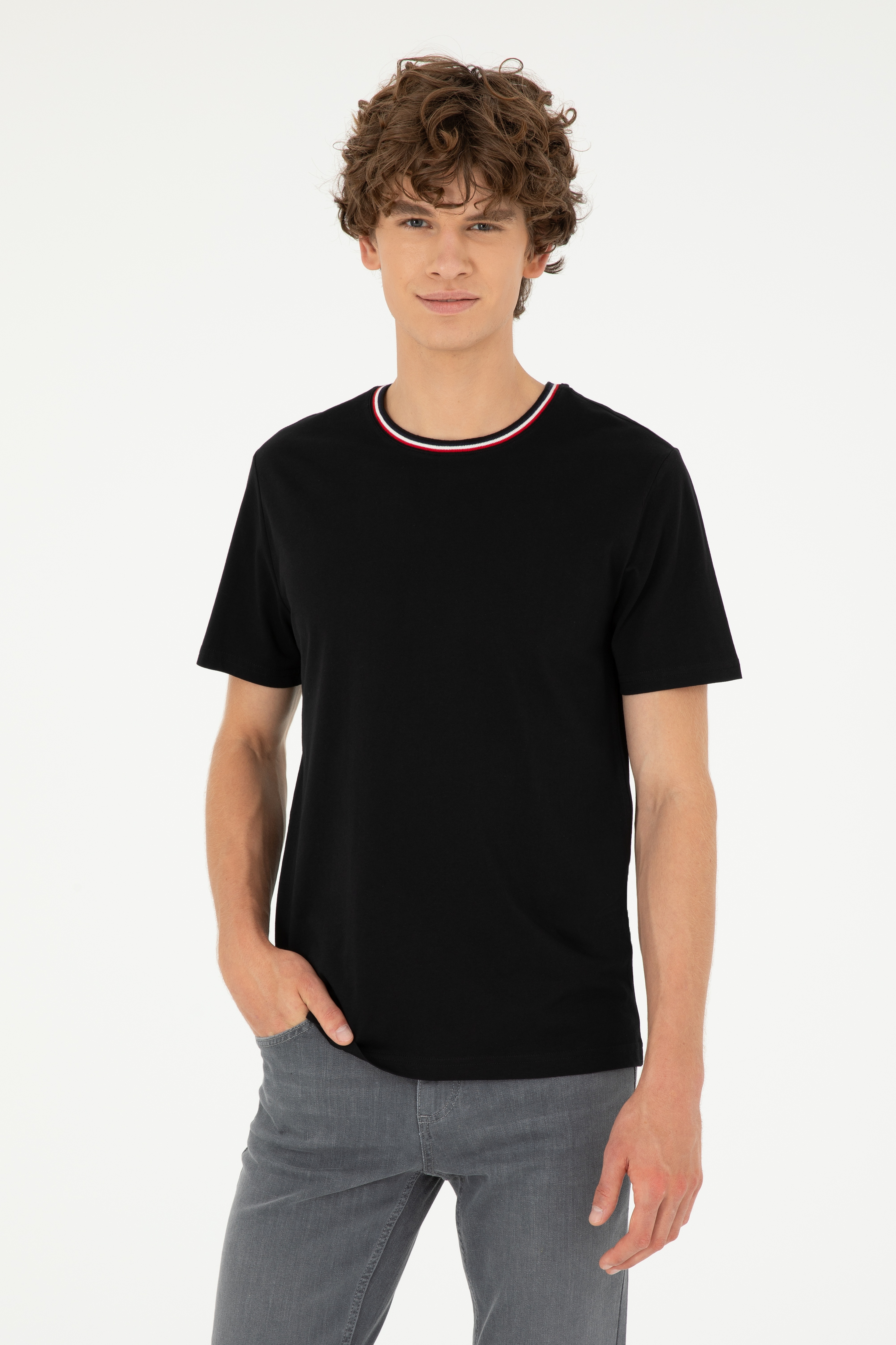 Erkek Regular Fit Bisiklet Yaka Siyah Tişört - Image 1