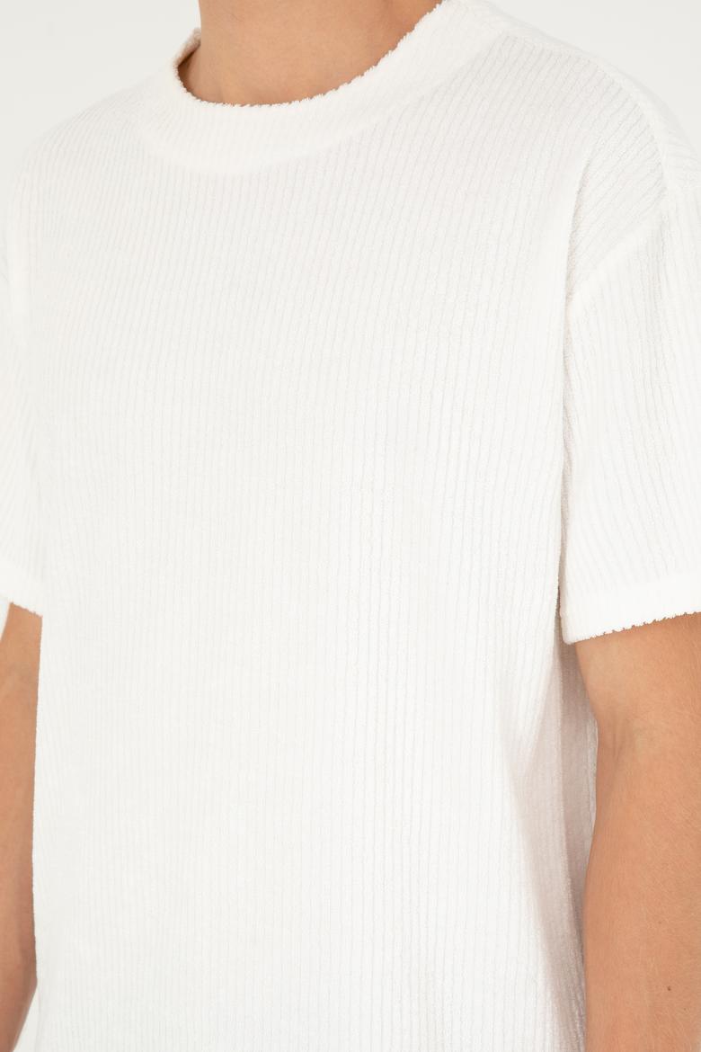 Erkek Oversize Fit Bisiklet Yaka Ekru Tişört - 50282004086