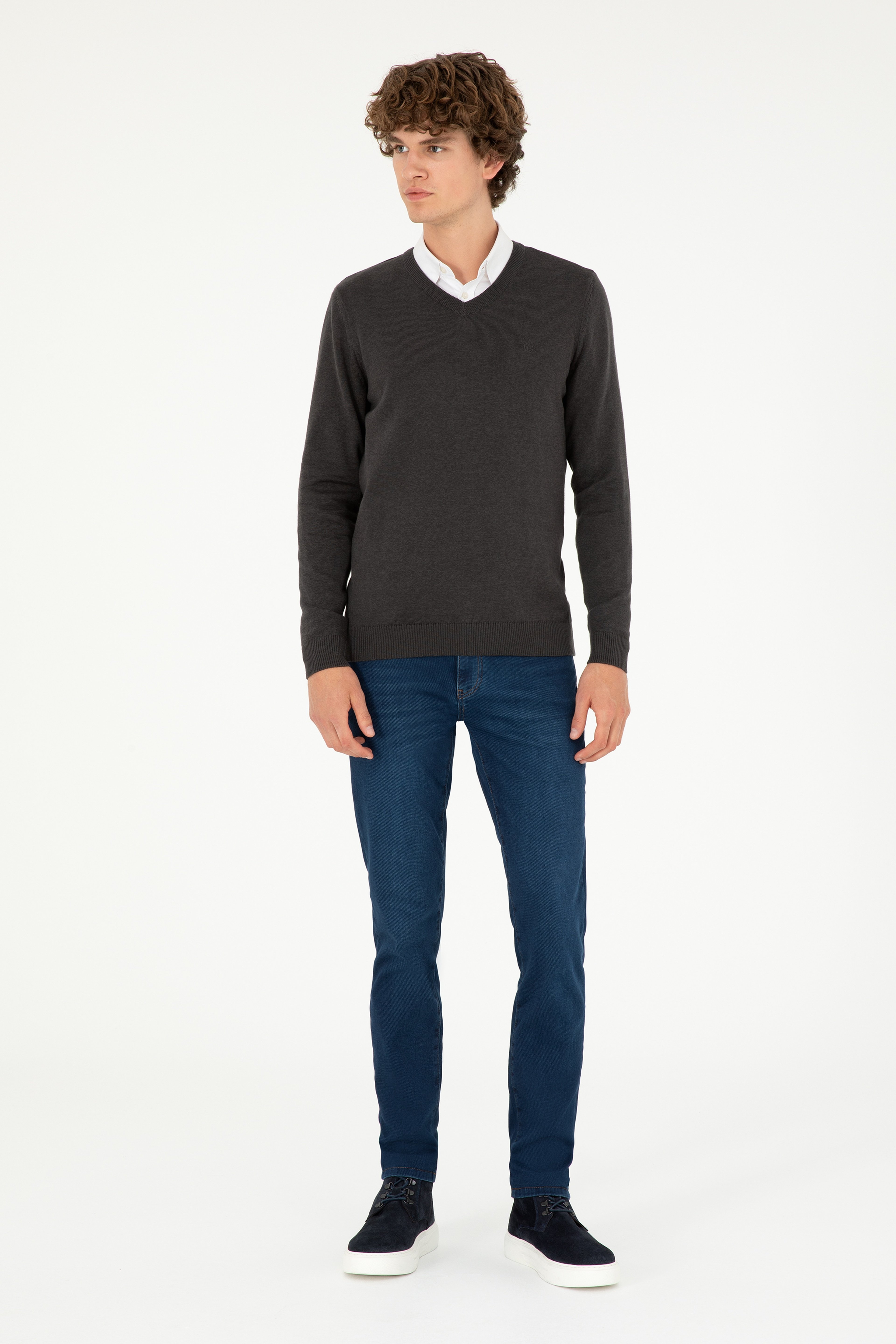 Erkek Slim Fit V Yaka Antrasit Melanj Basic Kazak - Image 4