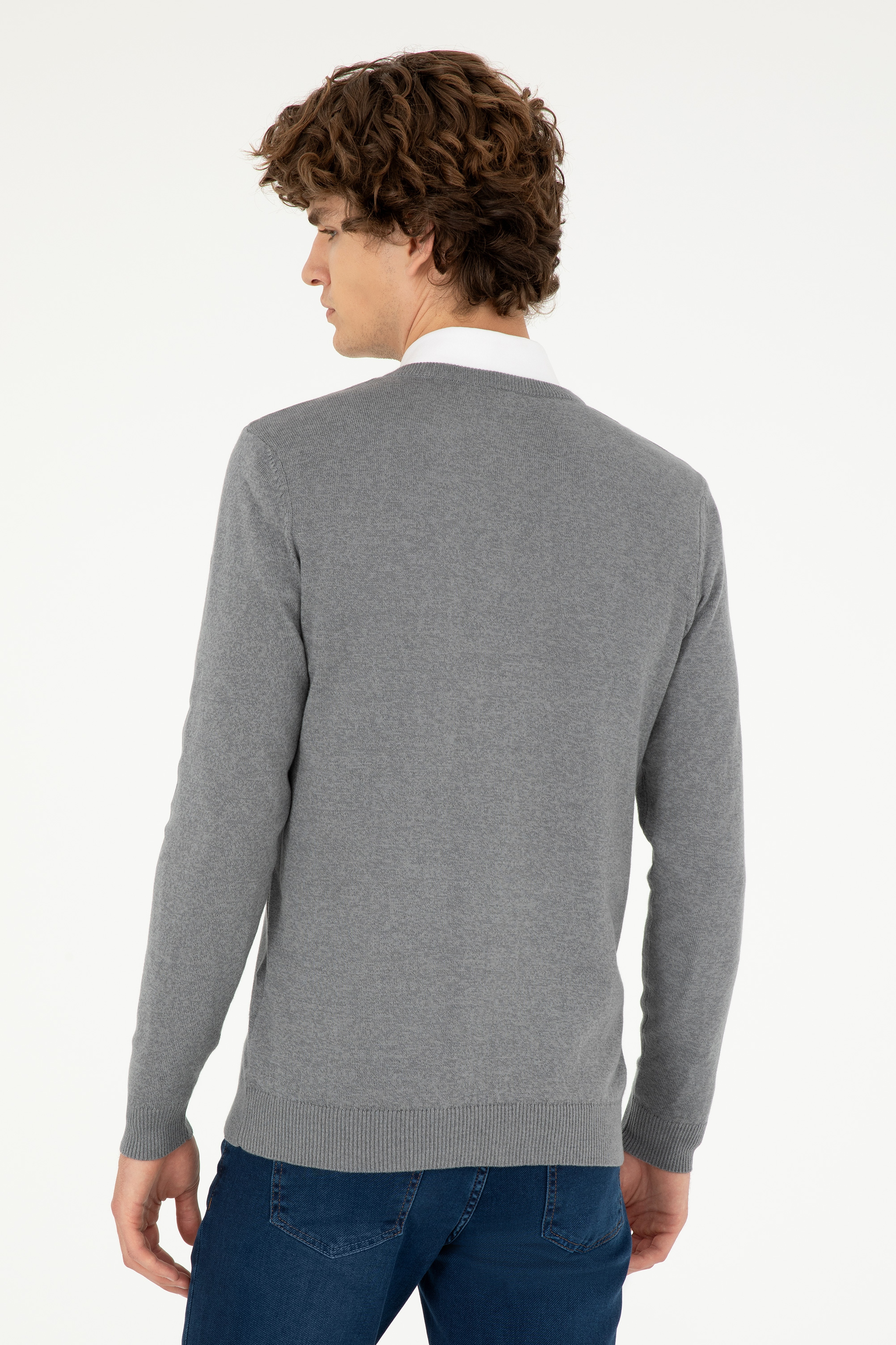 Erkek Slim Fit V Yaka Gri Melanj Basic Kazak - Image 5