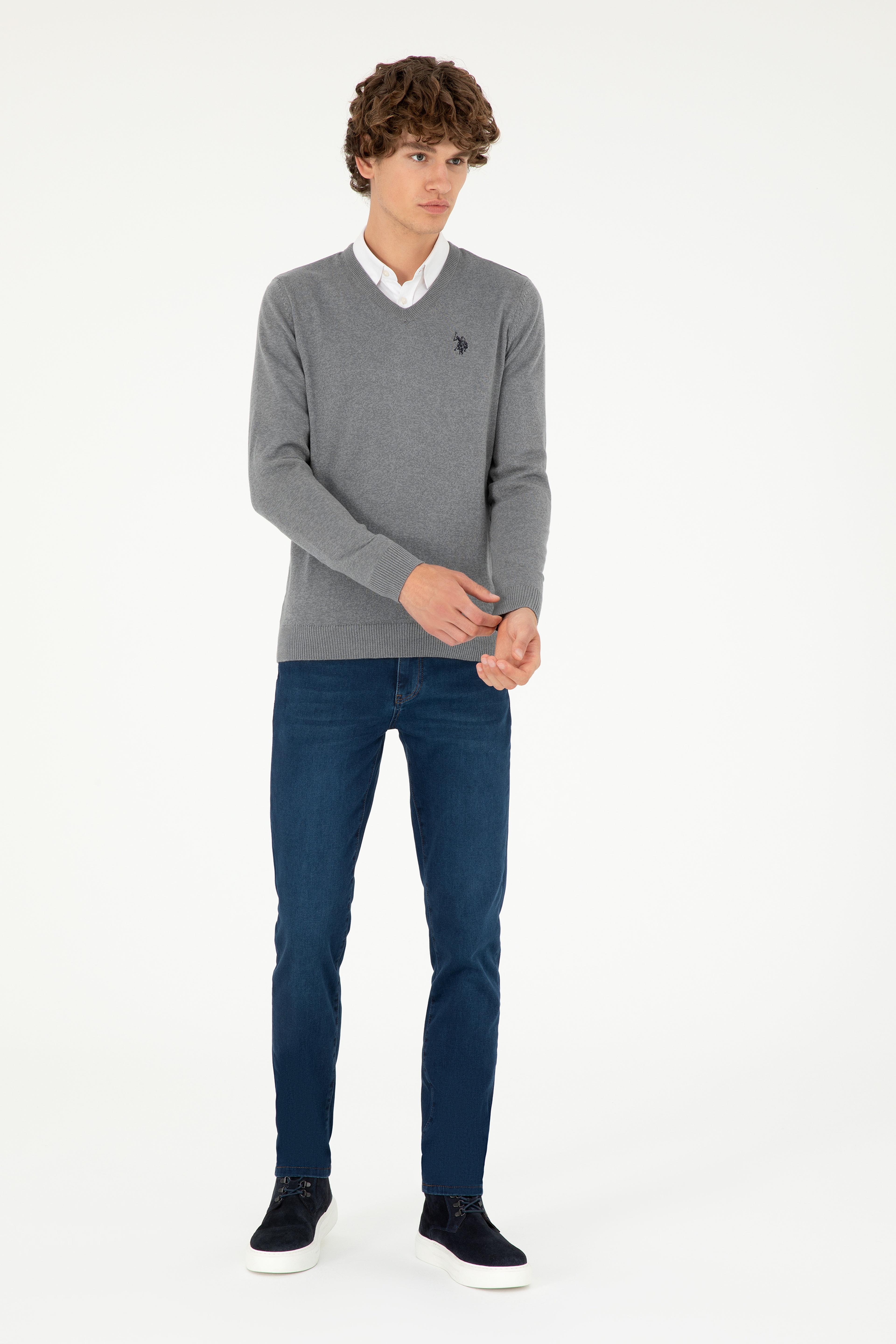 Erkek Slim Fit V Yaka Gri Melanj Basic Kazak