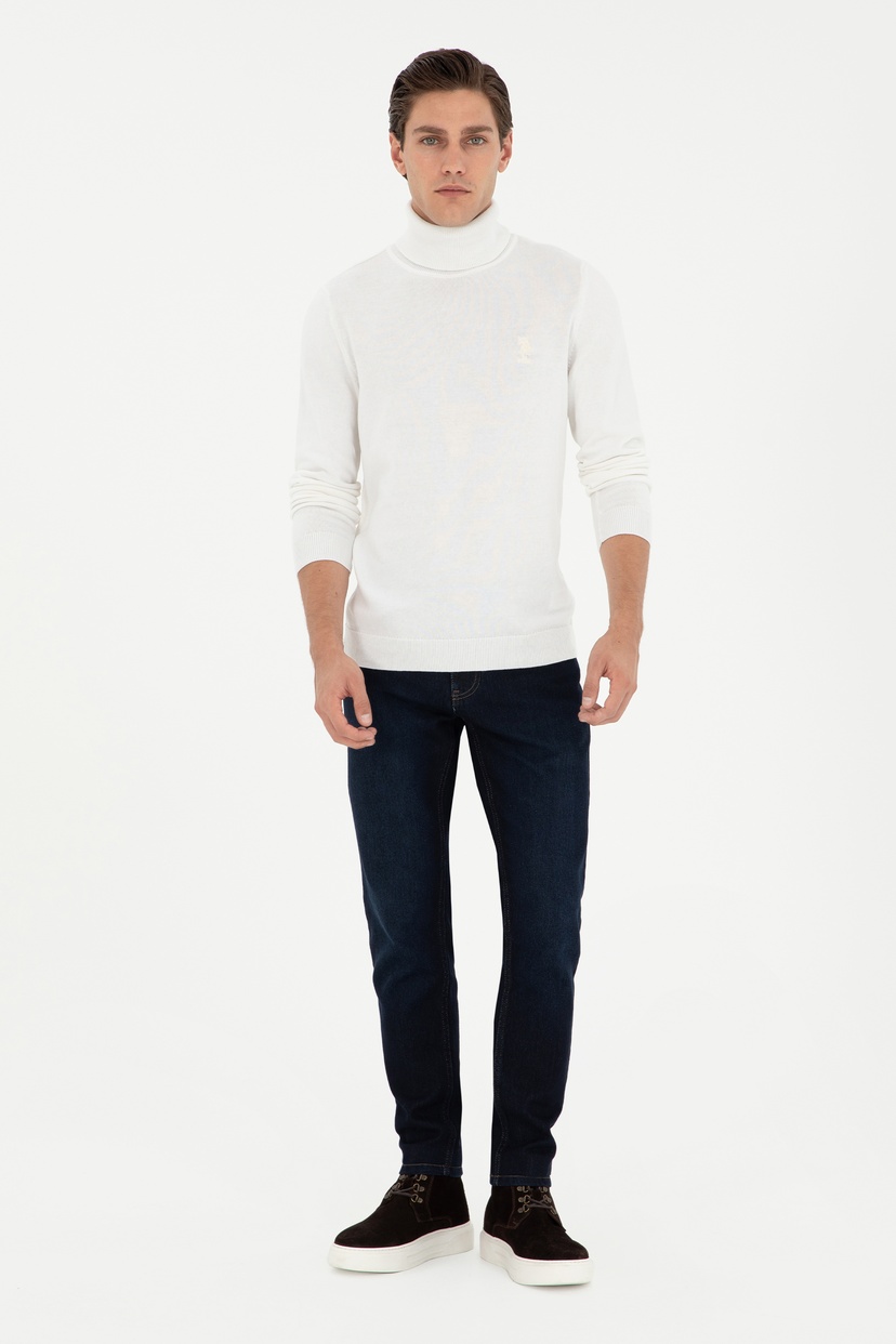 Erkek Slim Fit Boğazlı Yaka Beyaz Basic Kazak