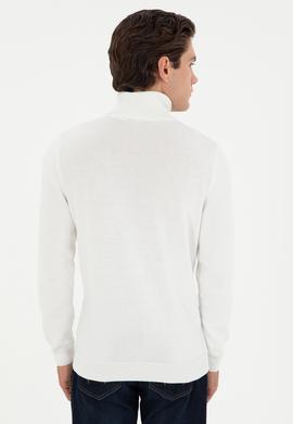 Erkek Slim Fit Boğazlı Yaka Beyaz Basic Kazak - 50288884107