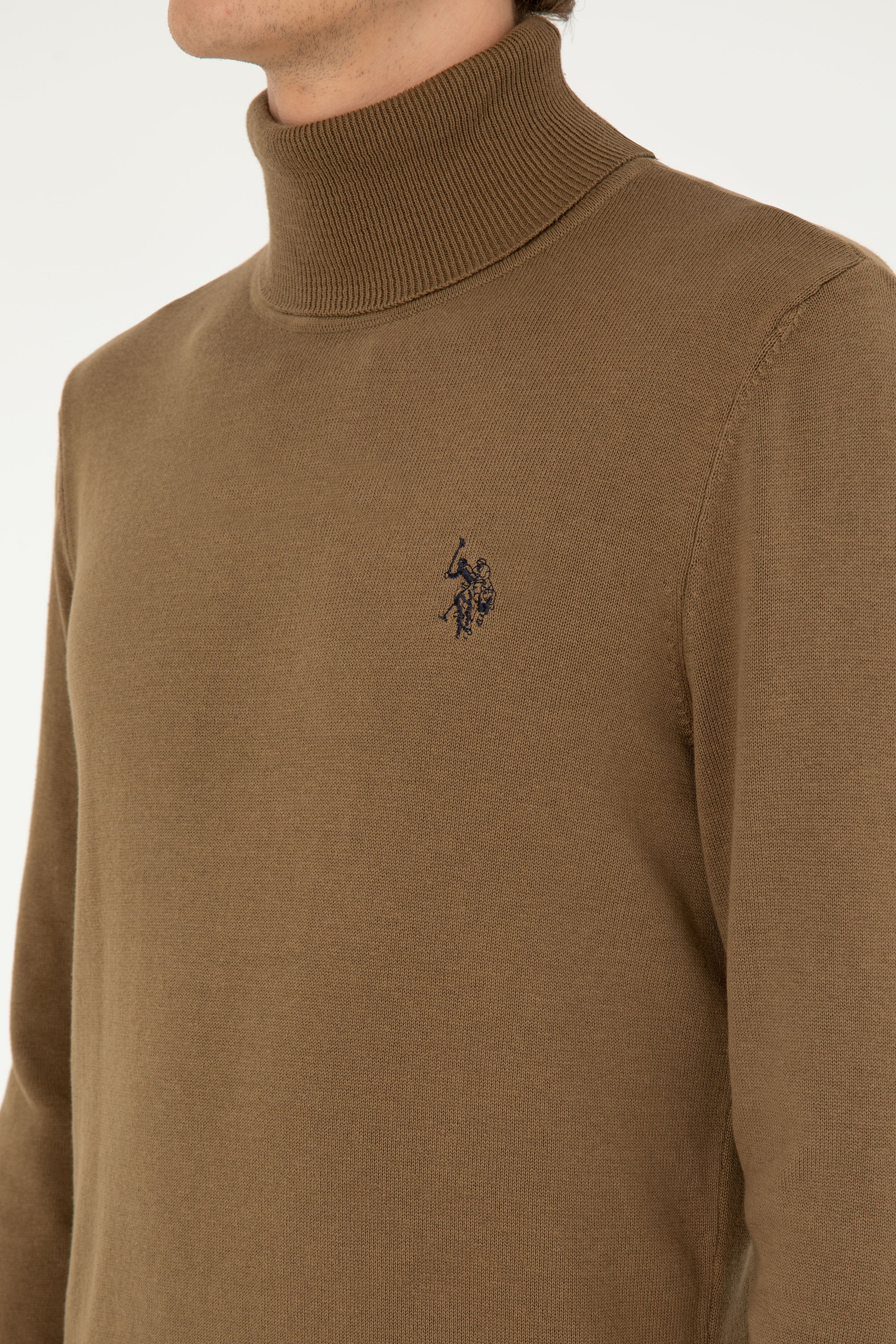 Erkek Slim Fit Boğazlı Yaka Haki Basic Kazak - Image 7