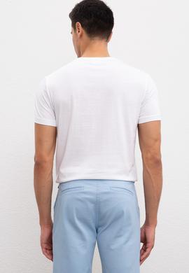 Erkek Beyaz Bisiklet Yaka T-Shirt - 50221085007