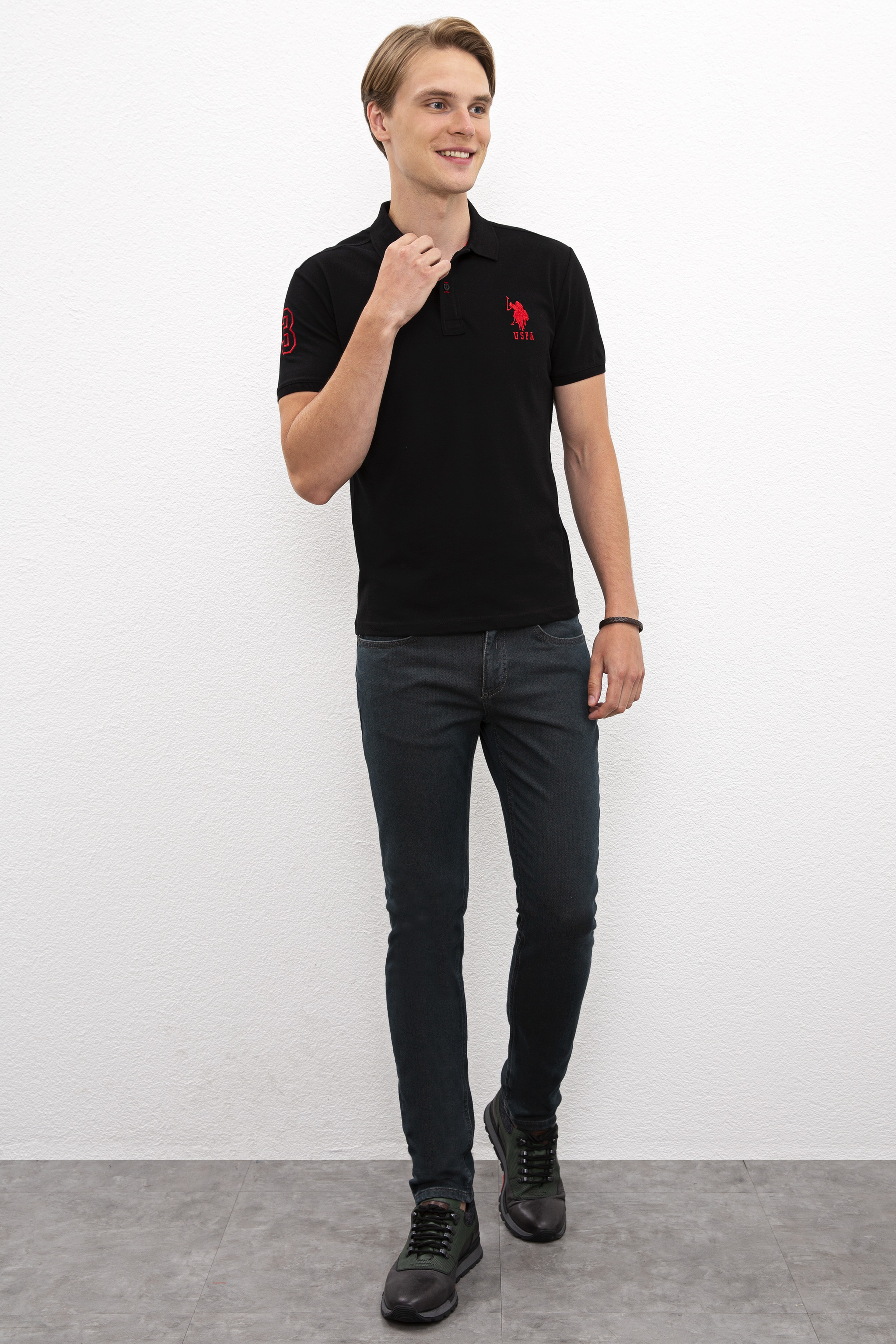 Erkek Siyah Polo Yaka T-Shirt - Image 4