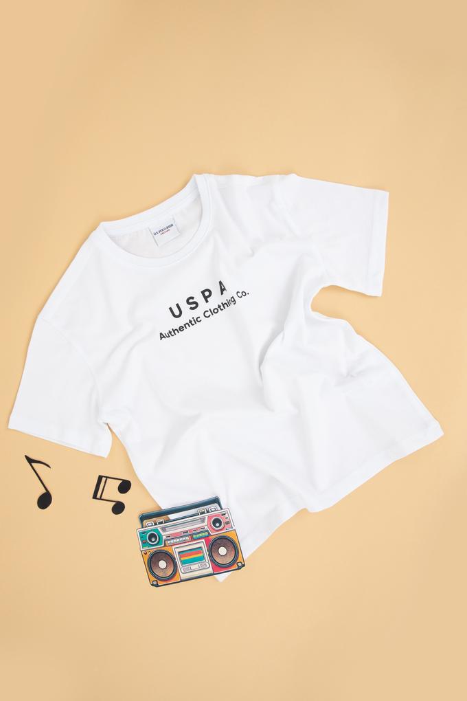 Erkek Çocuk Beyaz Bisiklet Yaka Tişört