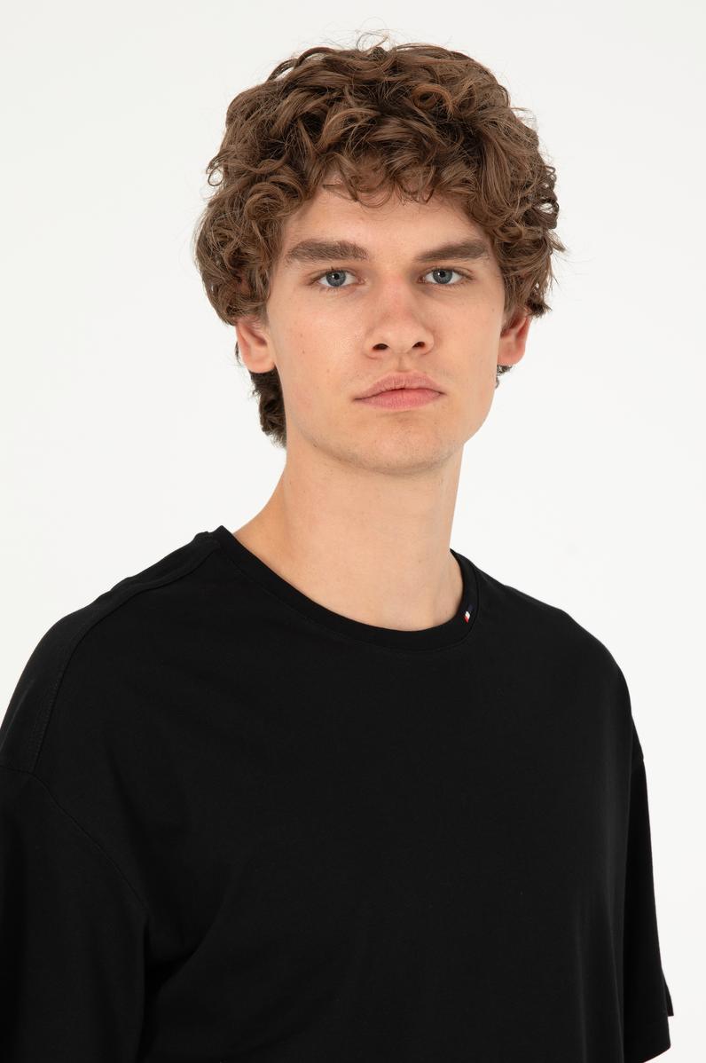 Erkek Oversize Fit Bisiklet Yaka Siyah Tişört