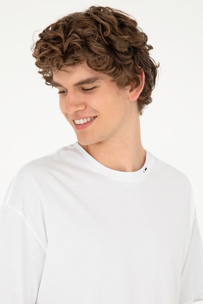 Erkek Oversize Fit Bisiklet Yaka Beyaz Tişört