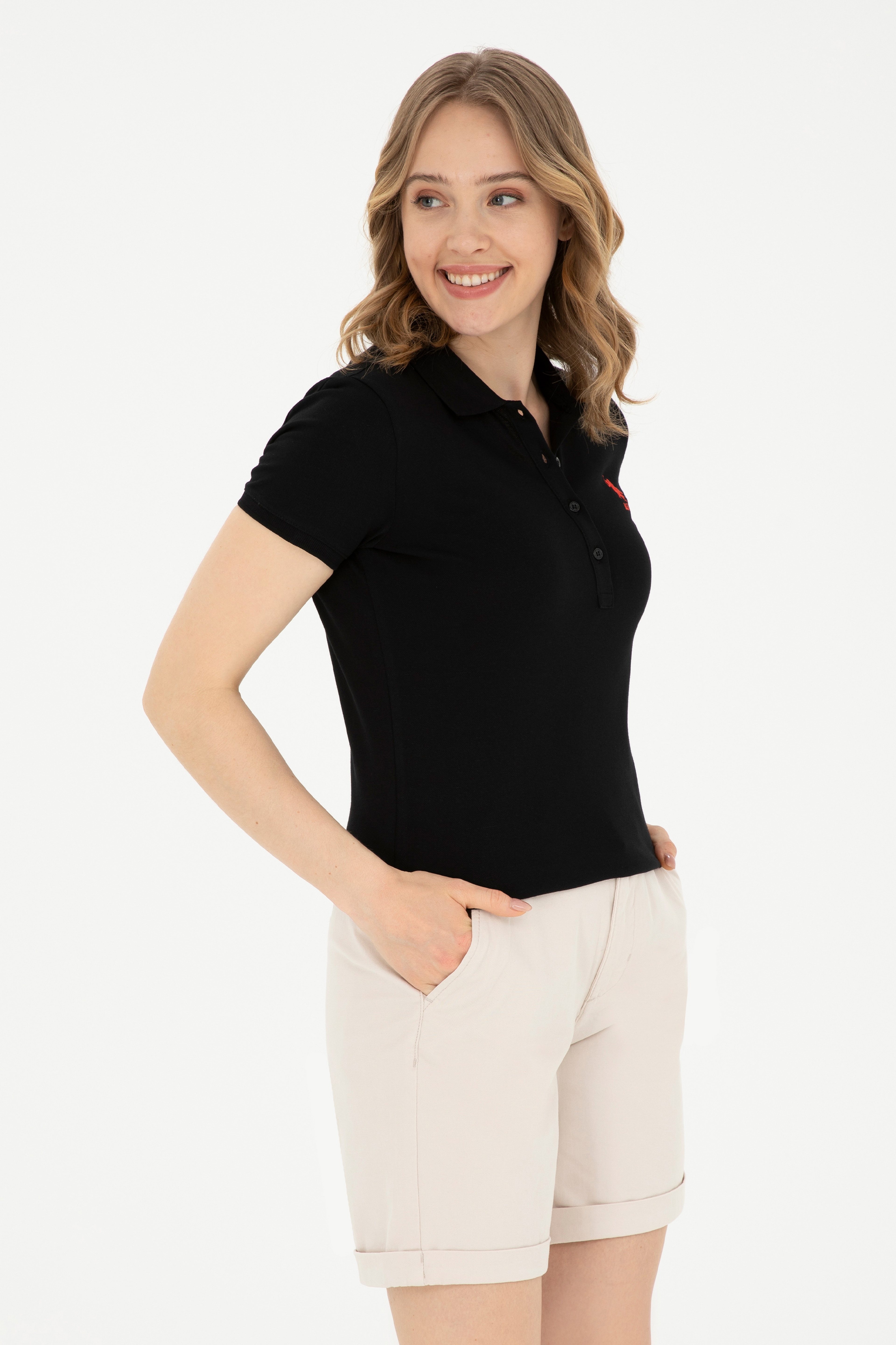 Kadın Siyah Basic Polo Yaka Tişört - Image 3