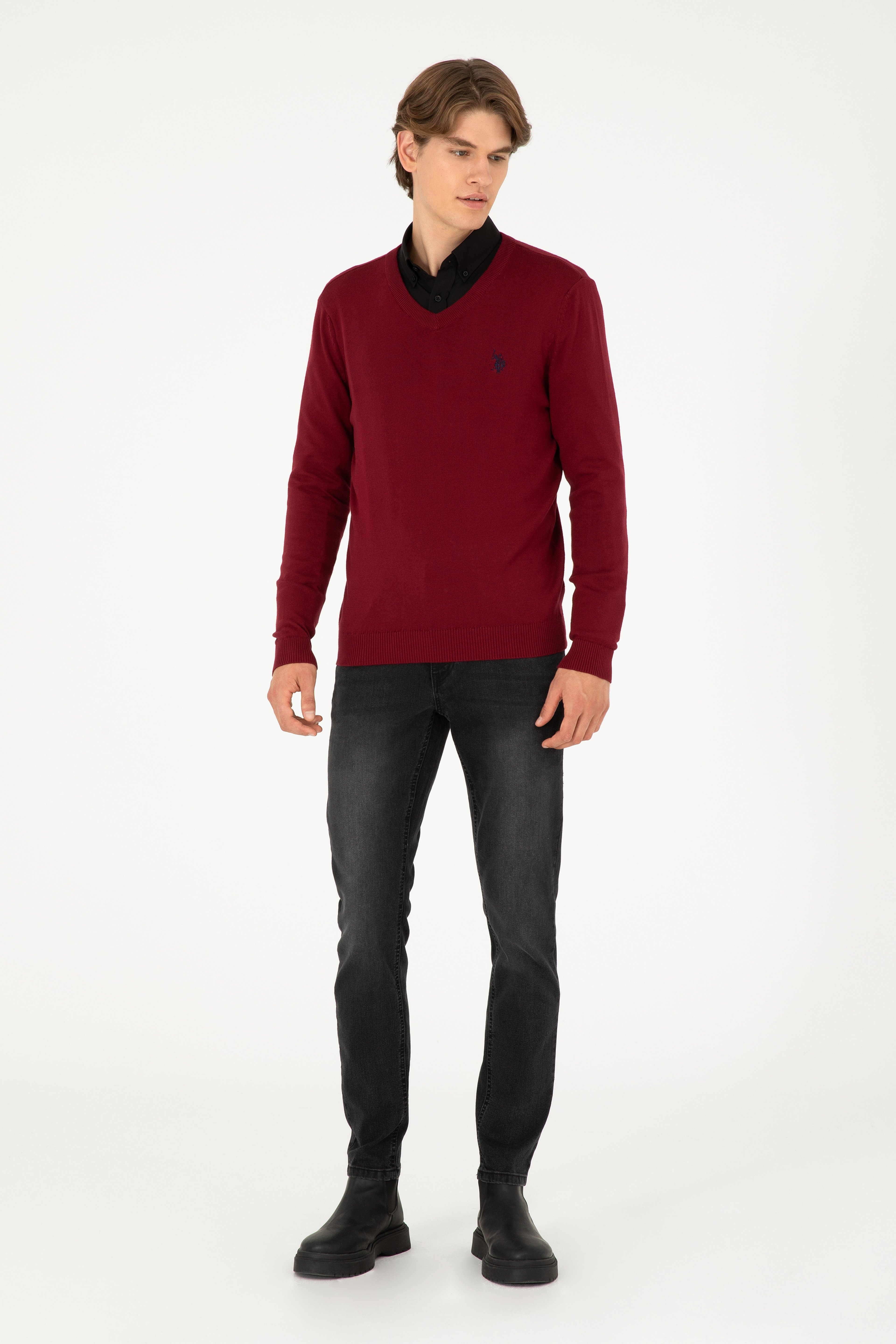 Erkek Slim Fit V Yaka Bordo Basic Kazak - Image 4