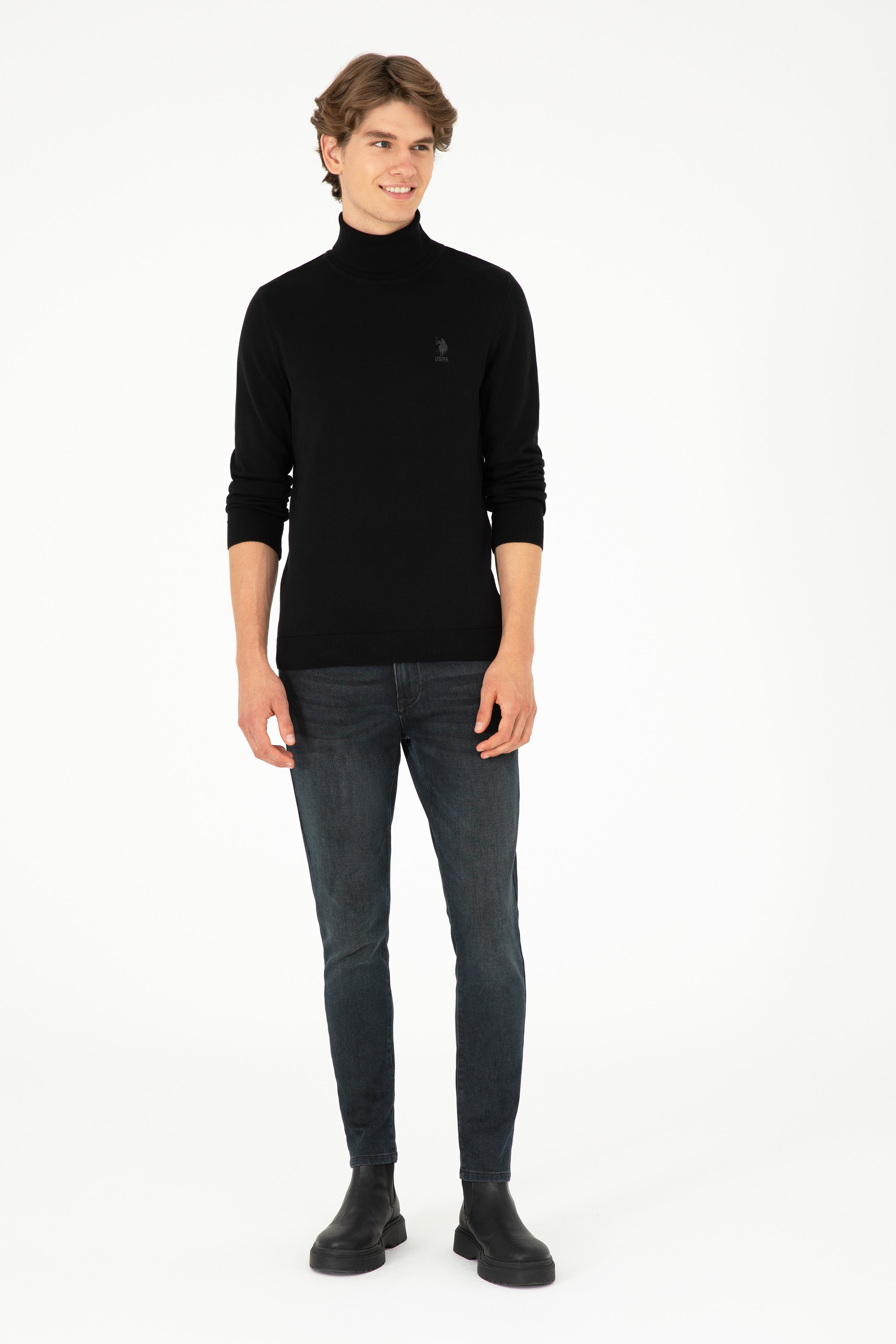 Erkek Slim Fit Boğazlı Yaka Siyah Basic Kazak - Image 4