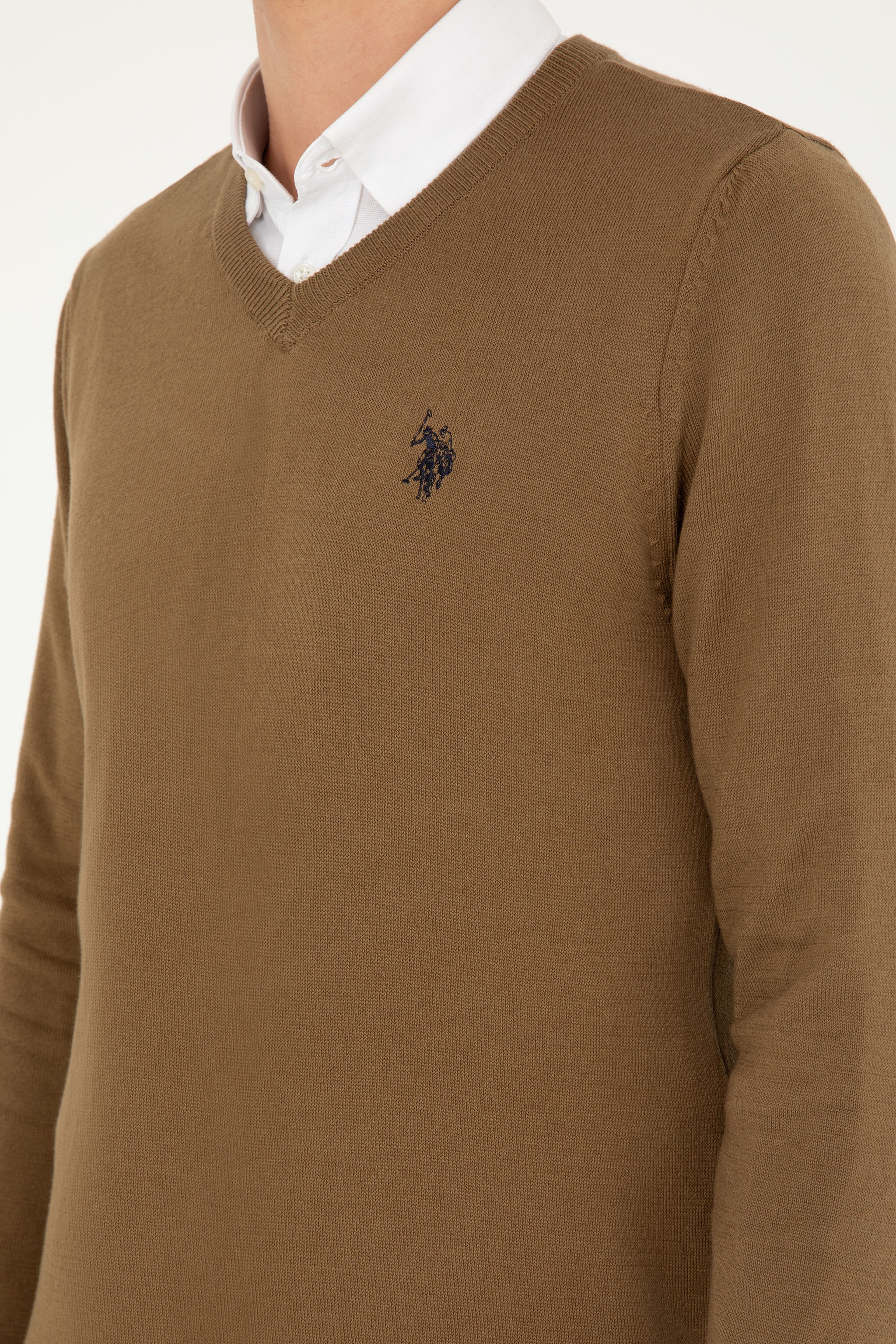 Erkek Slim Fit V Yaka Haki Melanj Basic Kazak - Image 7