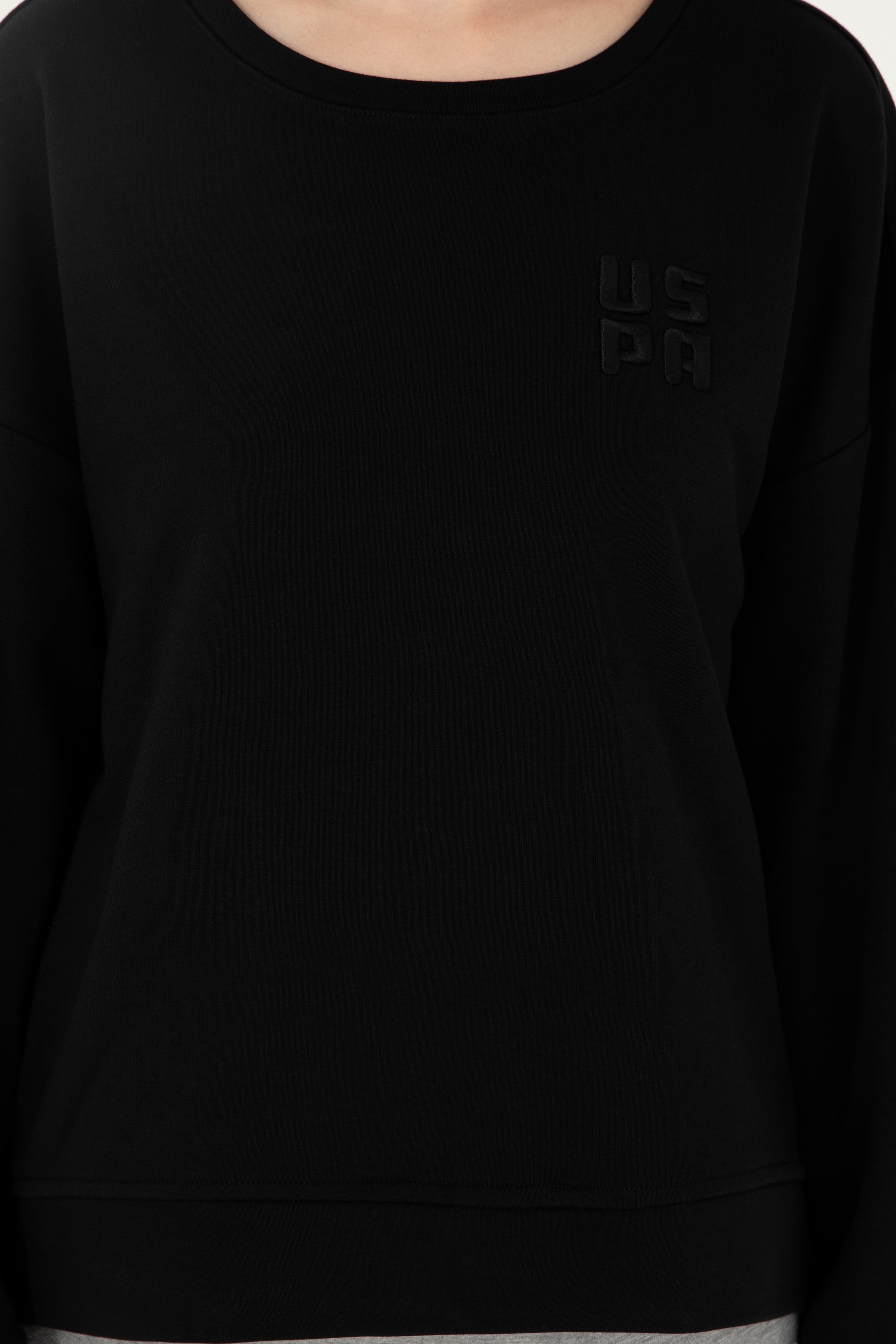 Kadın Siyah Basic Bisiklet Yaka Sweatshirt