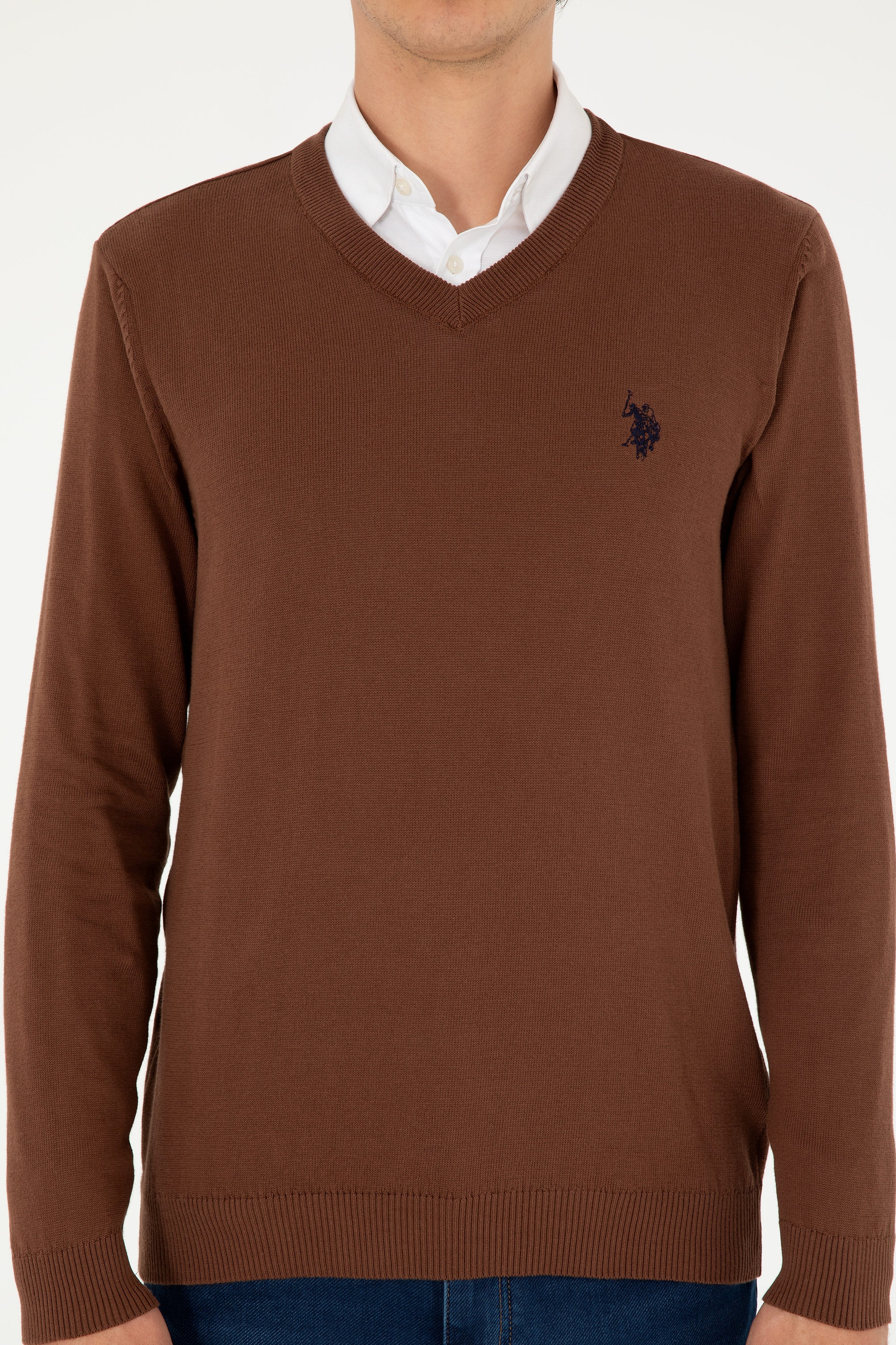 Erkek Slim Fit V Yaka Kahverengi Basic Kazak - Image 6