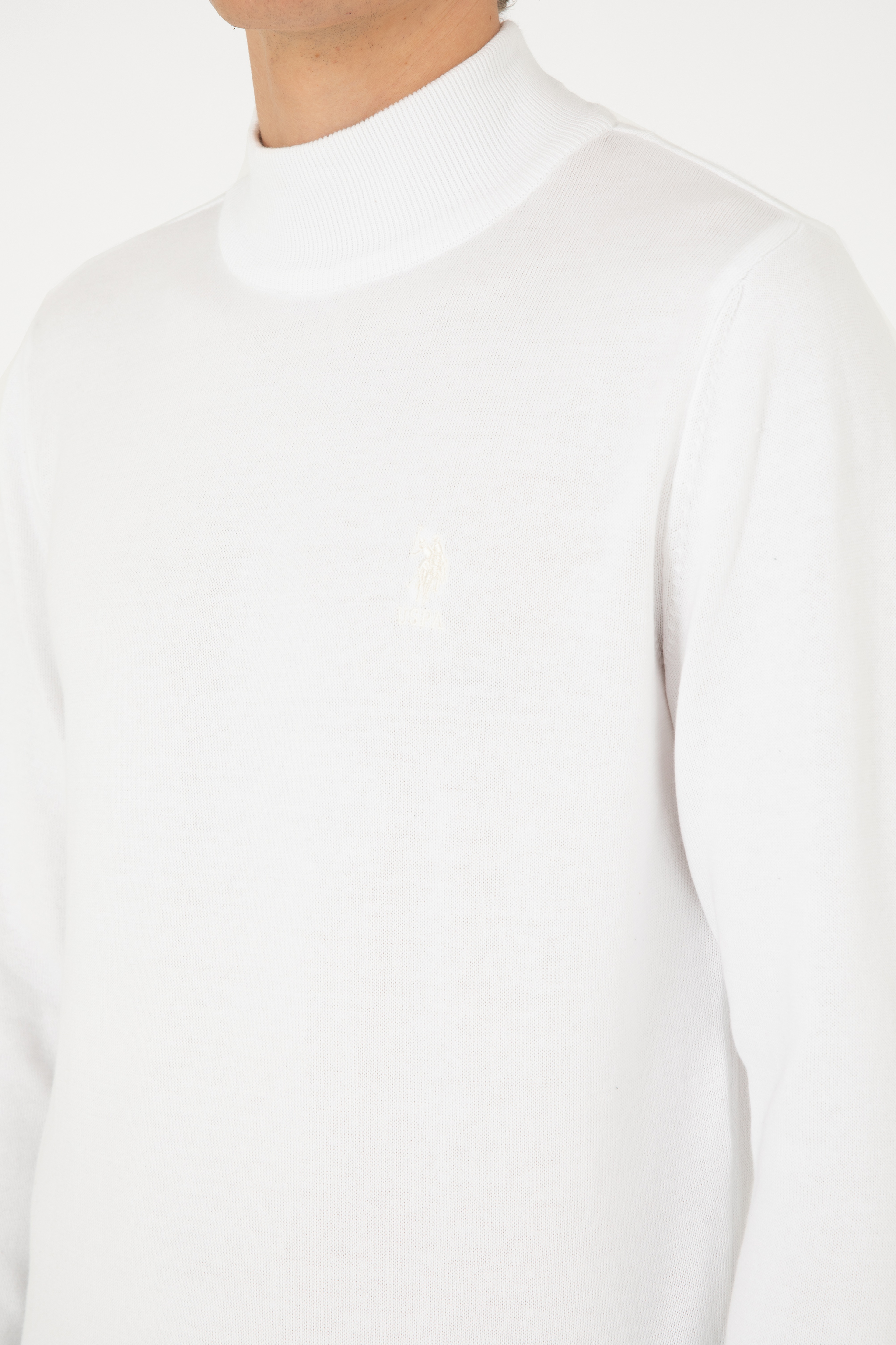 Erkek Slim Fit Yarım Boğazlı Beyaz Basic Kazak - Image 7