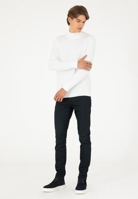 Erkek Slim Fit Yarım Boğazlı Beyaz Basic Kazak - 50288887015