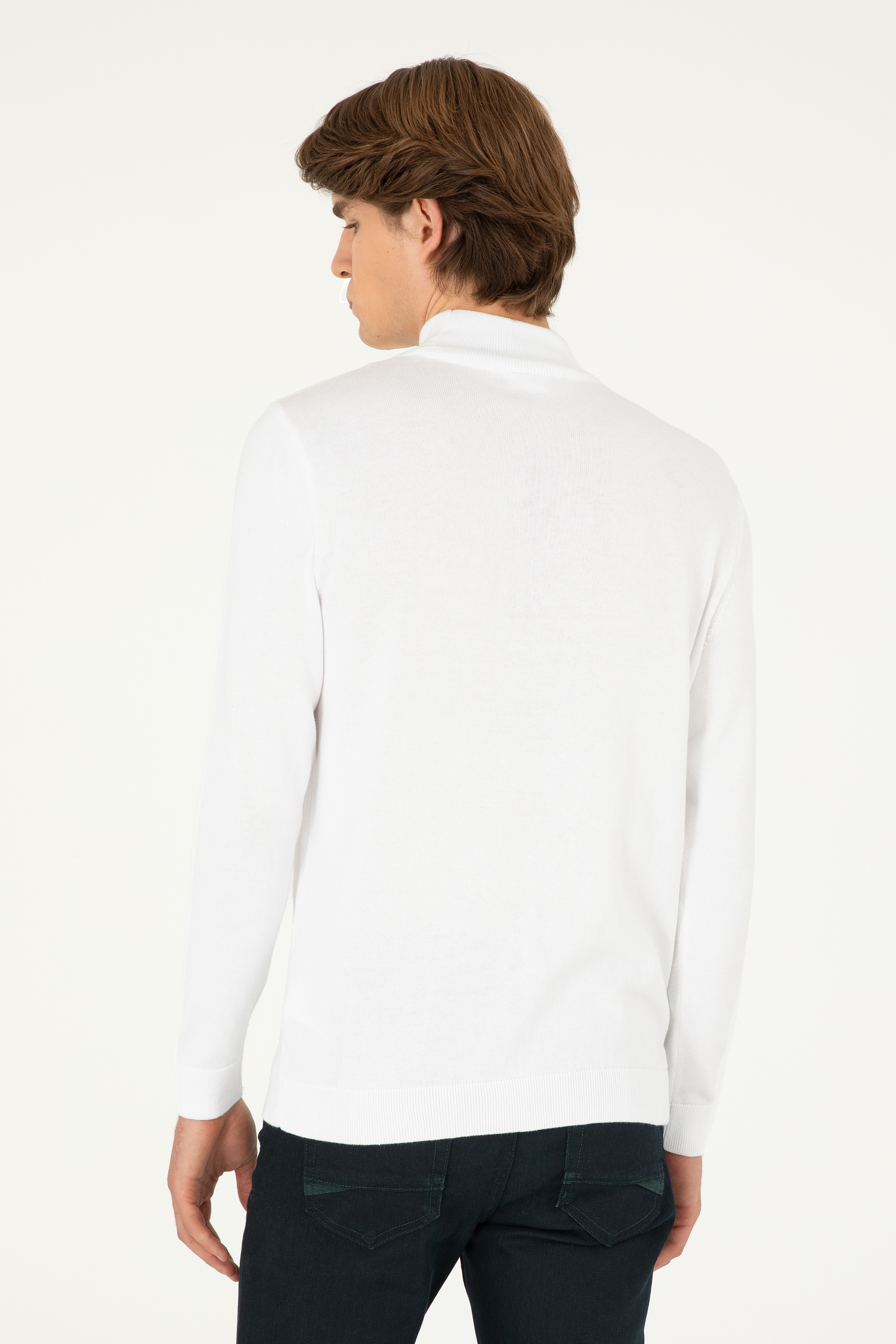 Erkek Slim Fit Yarım Boğazlı Beyaz Basic Kazak - Image 5