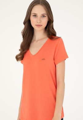 Kadın Nar Çiçeği V Yaka Basic Tişört - 50280019121