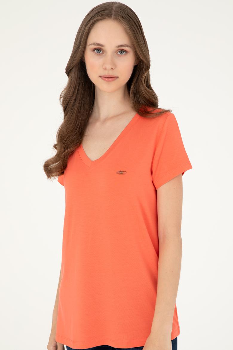 Kadın Nar Çiçeği V Yaka Basic Tişört - 50280019121