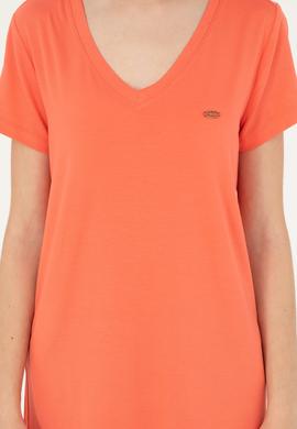 Kadın Nar Çiçeği V Yaka Basic Tişört - 50280019121