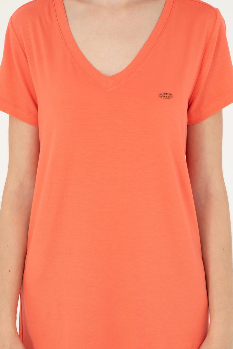 Kadın Nar Çiçeği V Yaka Basic Tişört - 50280019121