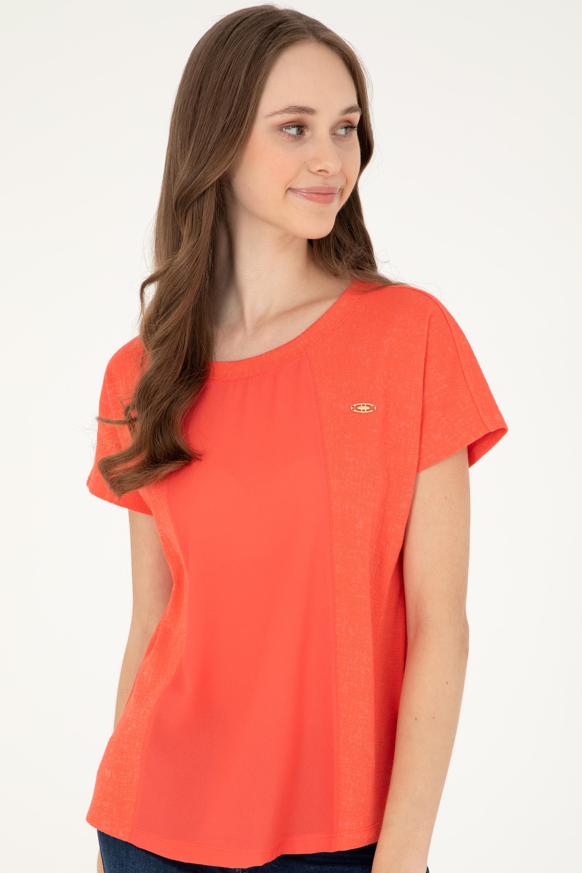 Kadın Nar Çiçeği Tişört