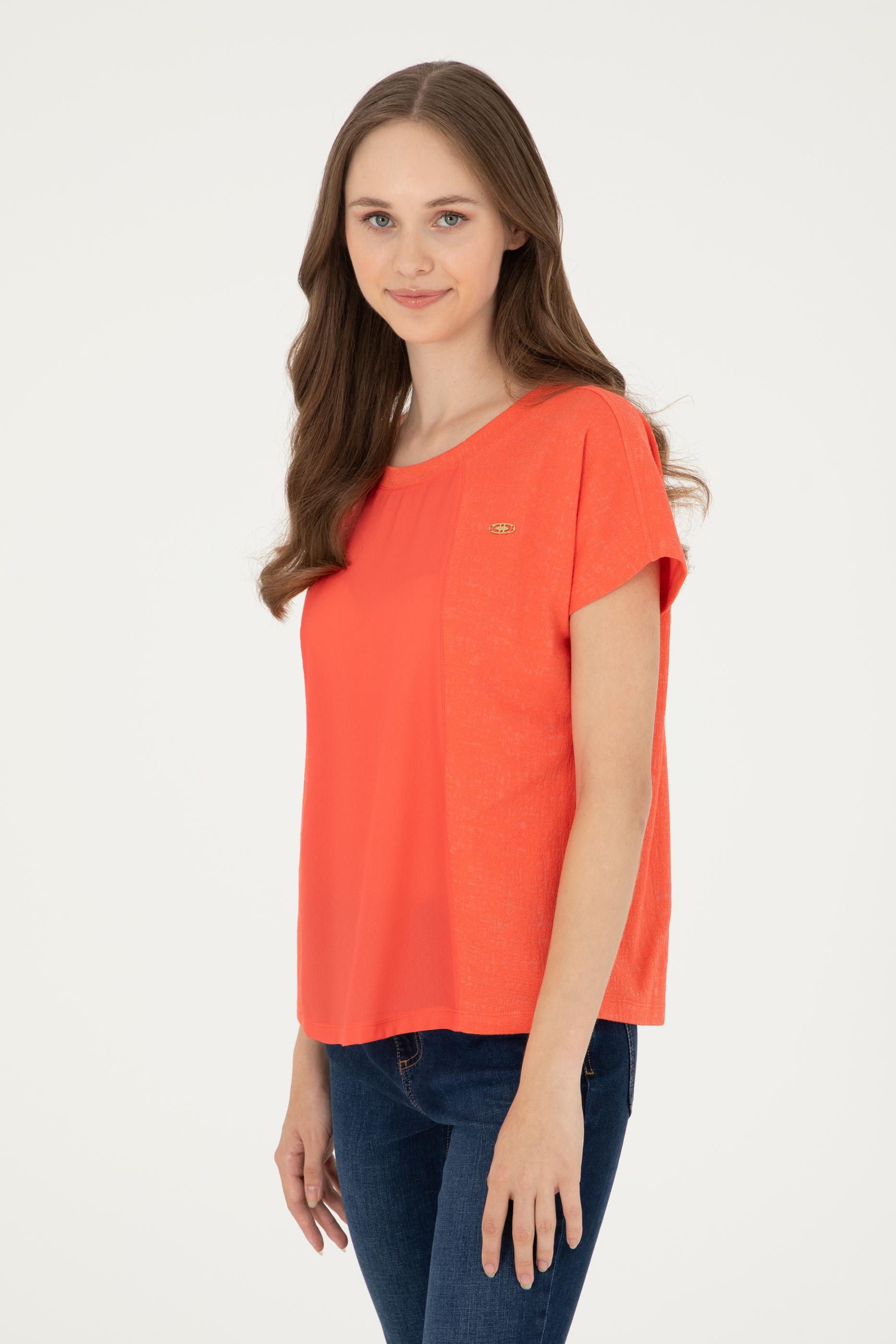 Kadın Nar Çiçeği Tişört